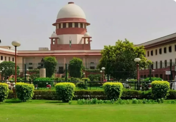 Law Students Attendance Row: Supreme Court Reserves Verdict on Delhi HC Ruling